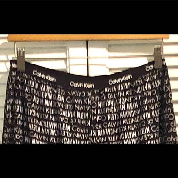 Calvin Klein Logo Pajama Pants and new slippers - Picture 2 of 6